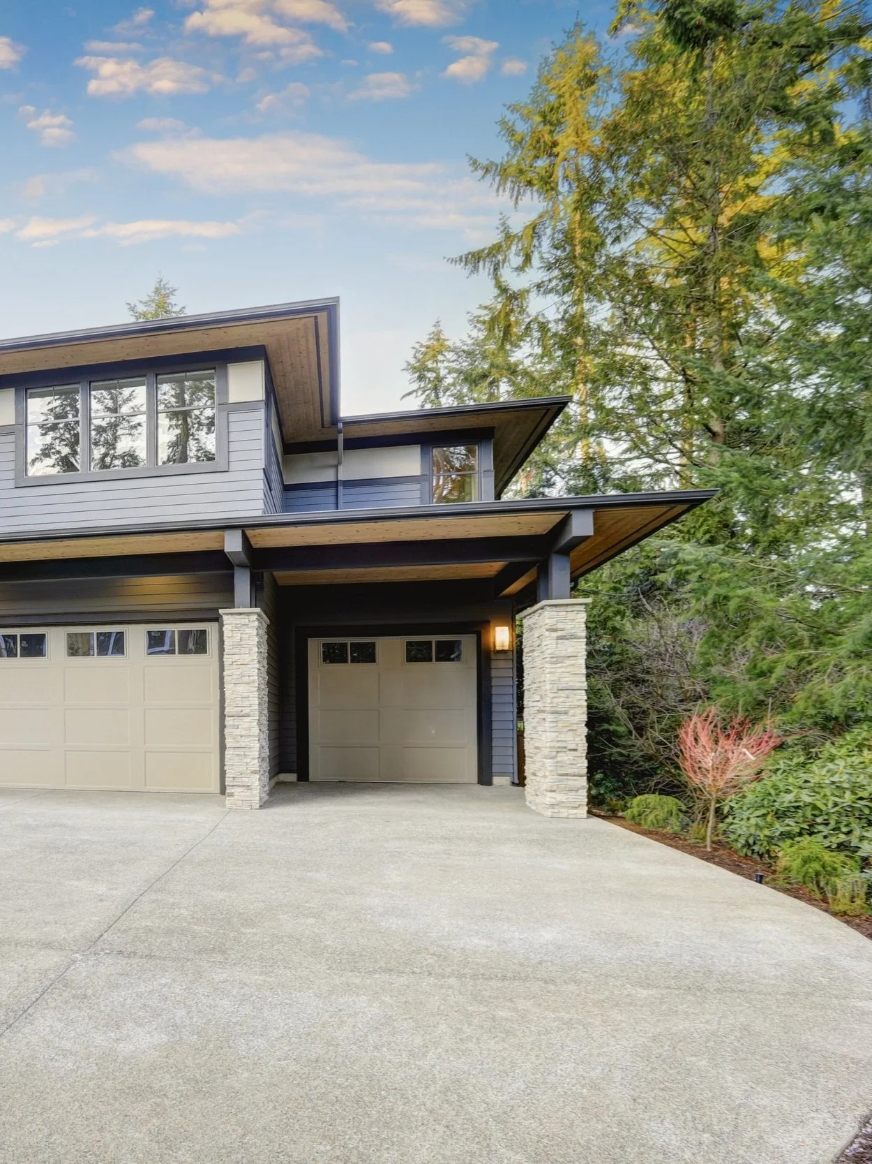 Custom Homes project by Right Hand Home