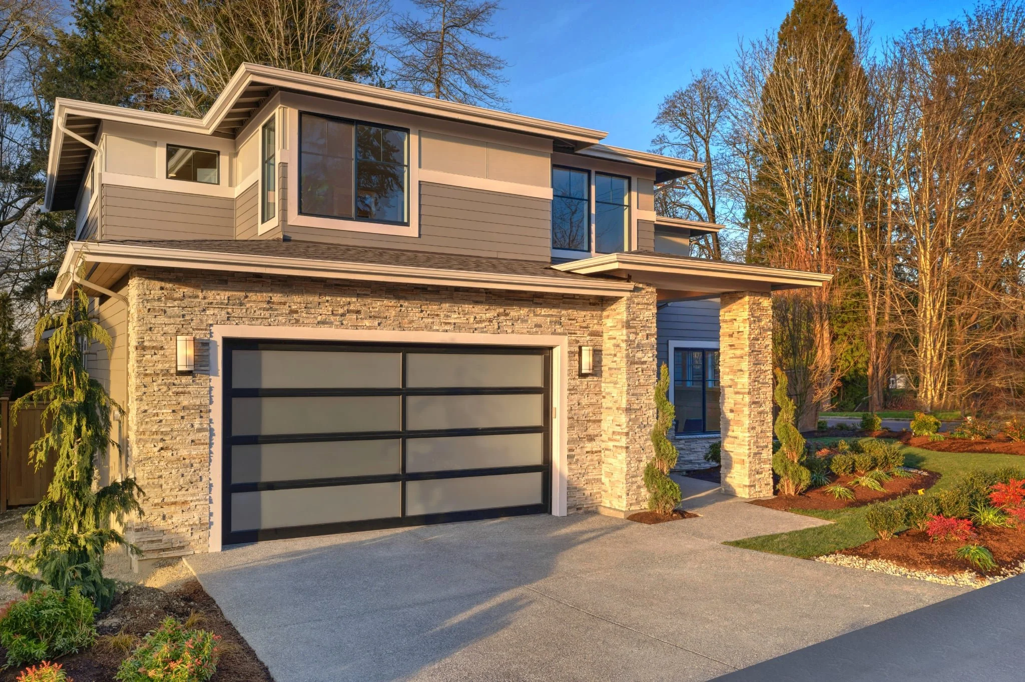 Custom Homes work by Right Hand Home in Northwest Arkansas